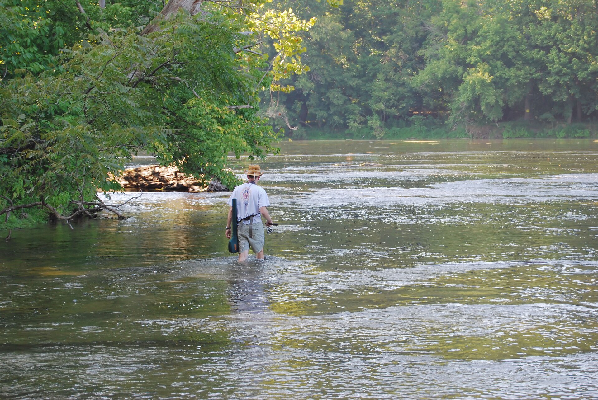 Fly fishing Shenandoah River State Park (15829186084)