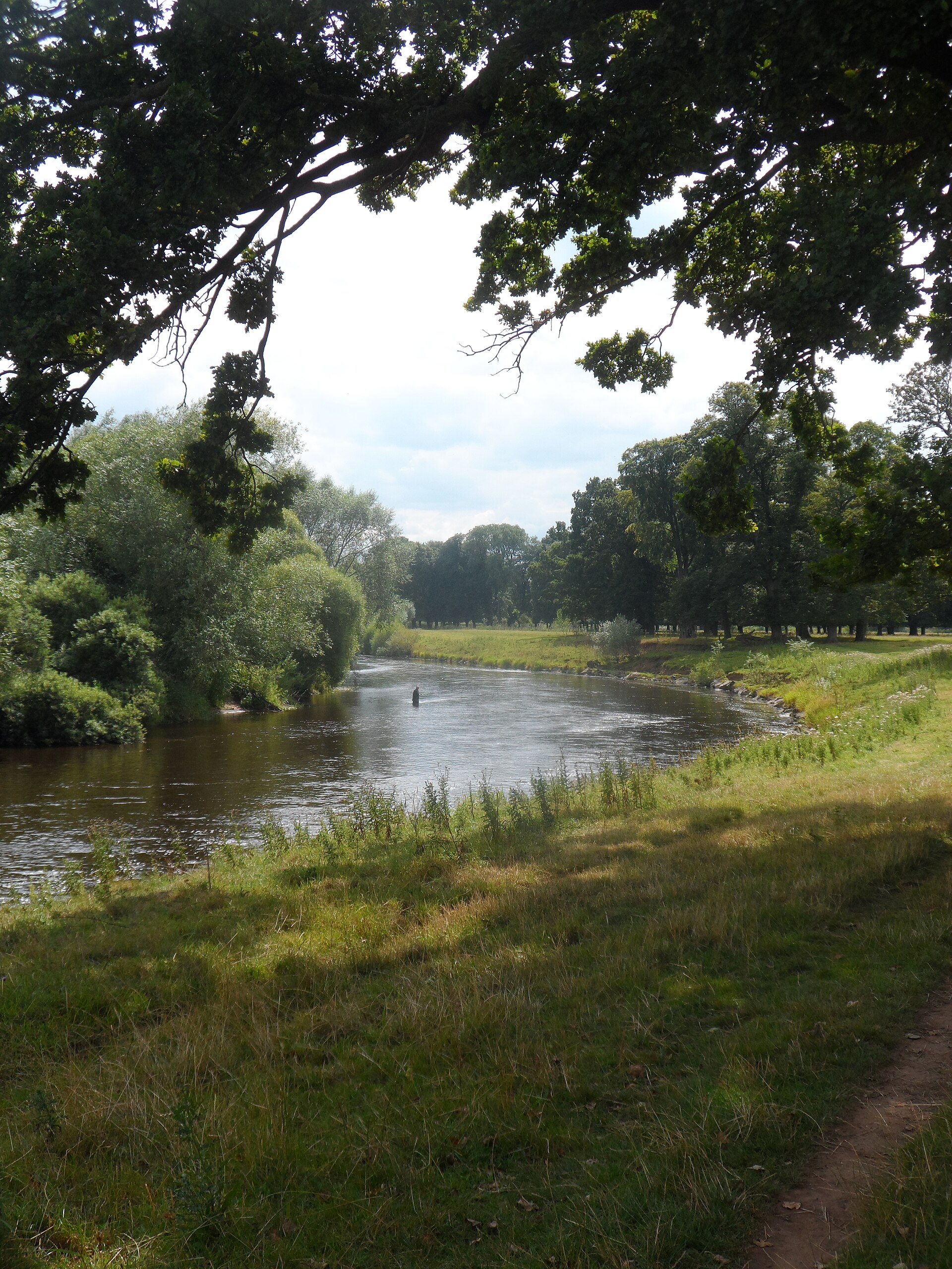 Fly Fishing in The River Eden   geograph.org.uk   4115844